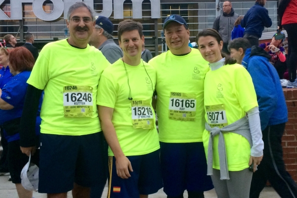 The four doctors at Fertility Associates of Memphis before the St. Jude 5K